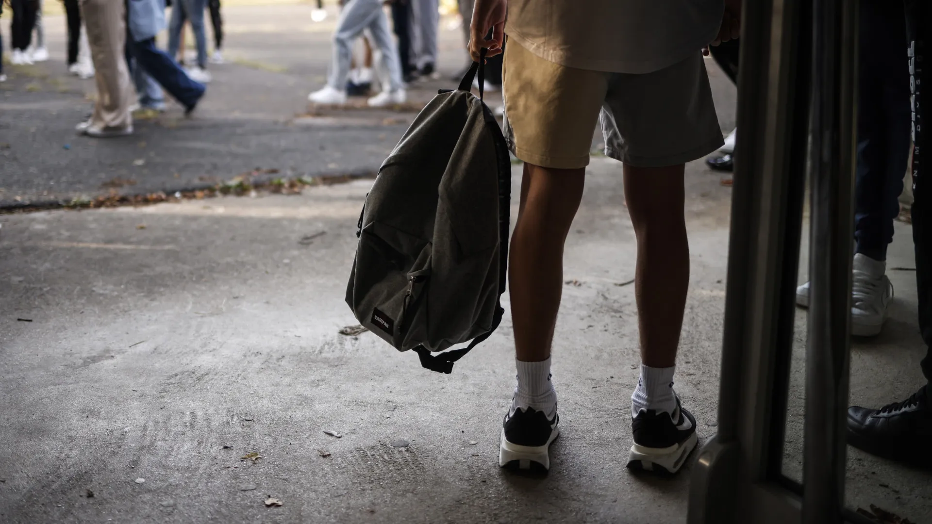 Brasil cobra Portugal após criança ter dedos amputados em escola