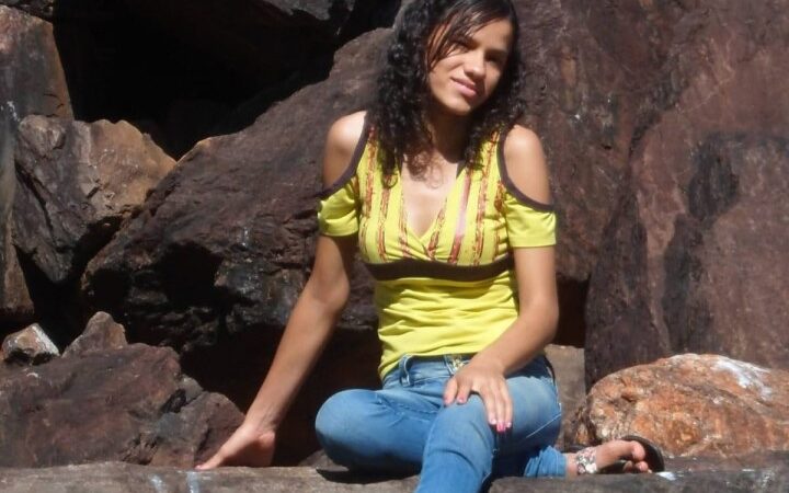 Mulher morre atropelada ao levar filho à escola em Canarana; suspeito foi preso