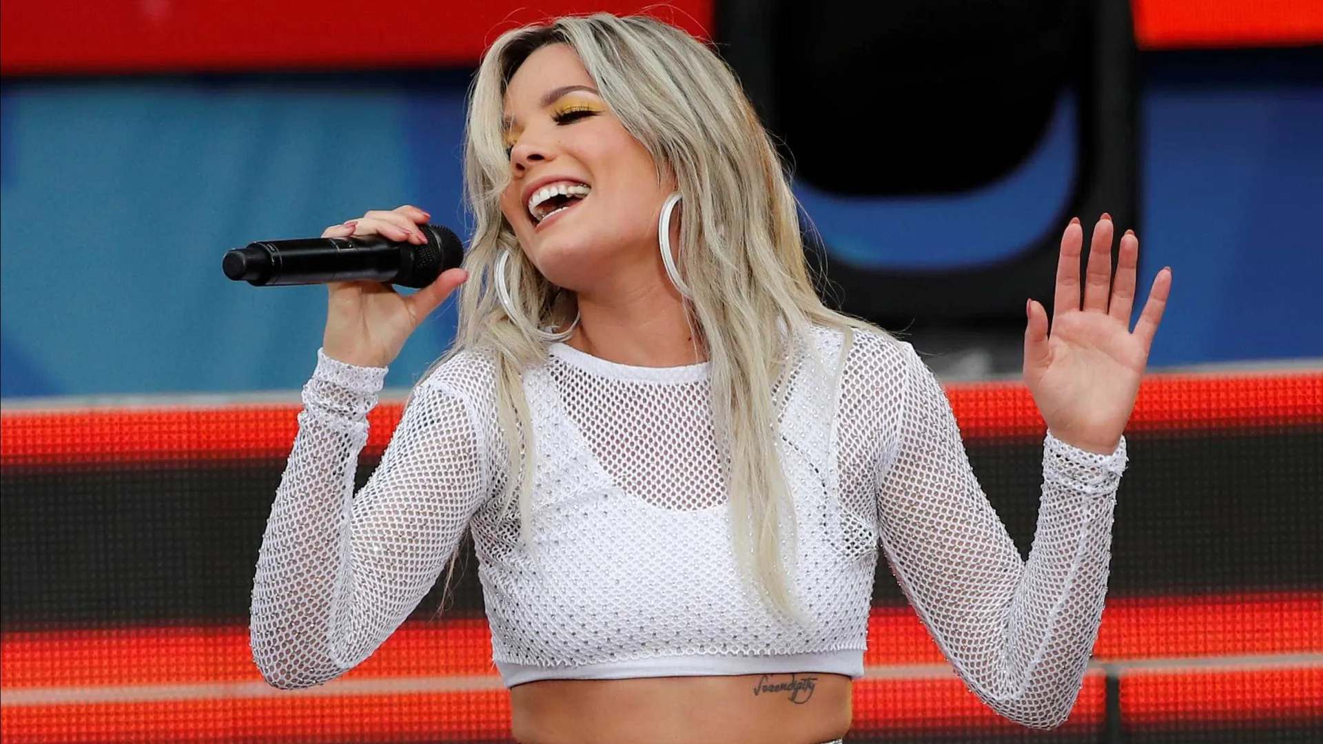 Halsey é assediada durante show nos EUA