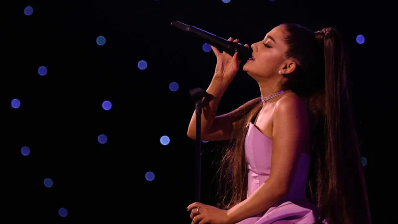 Ariana Grande cancela visita ao Brasil durante a turnê de ‘Wicked: Parte 2’