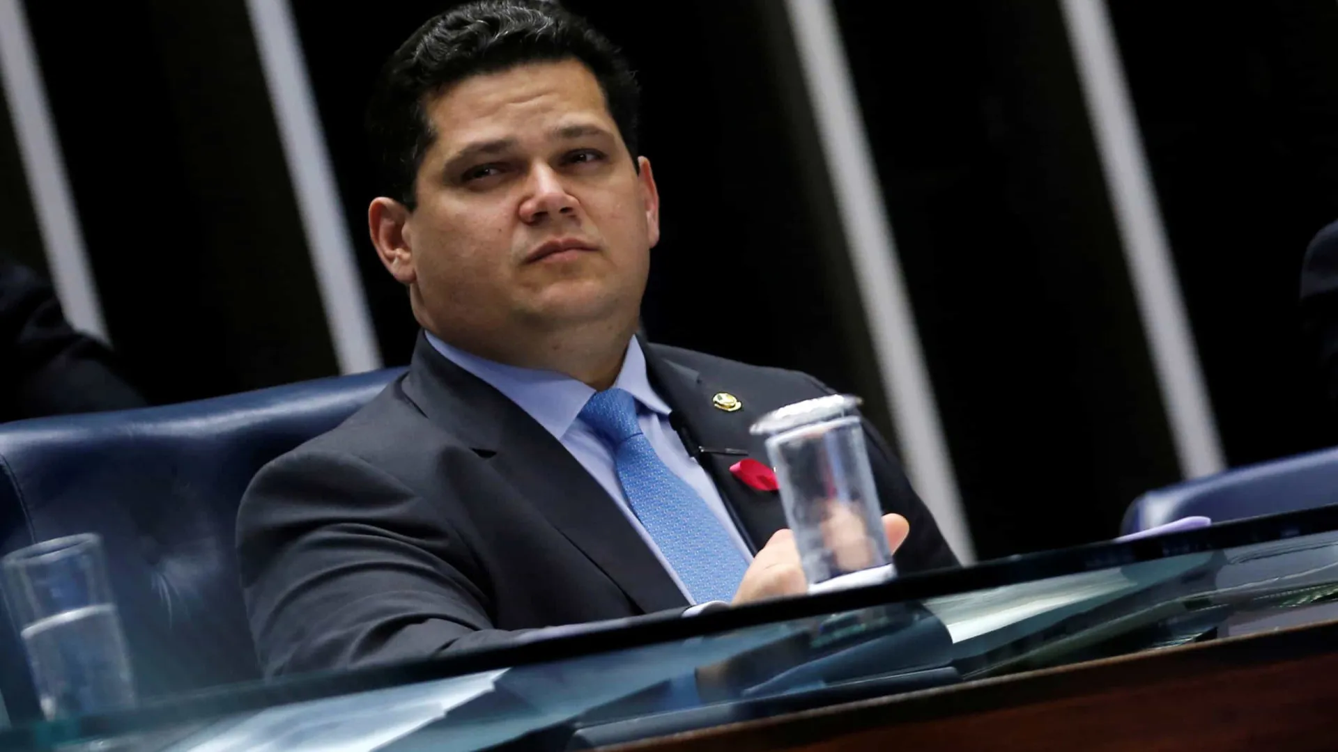 Senado aprova pauta-bomba bilionária após Lula indicar Messias ao STF