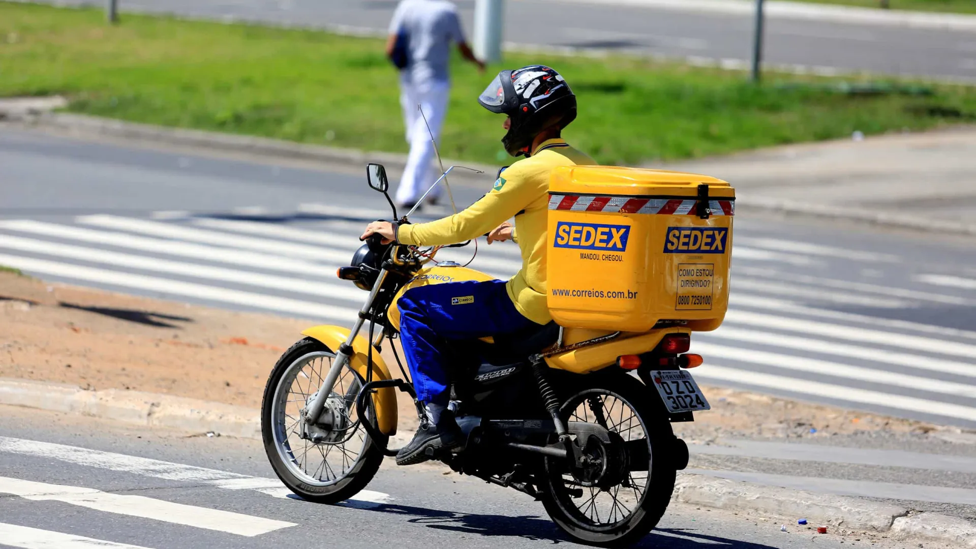 Correios querem desligar pelo menos 10 mil empregados em novo PDV