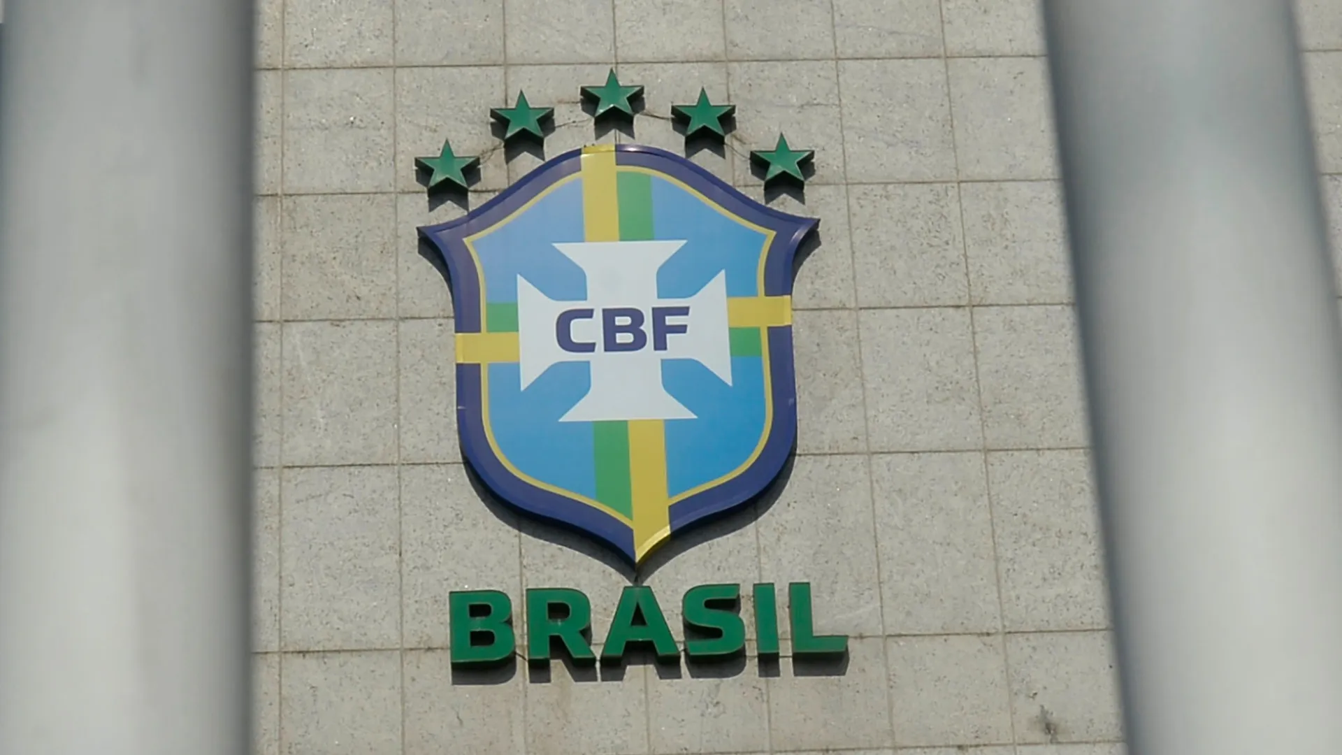 CBF confirma tecnologia de impedimento semiautomático na Série A para 2026