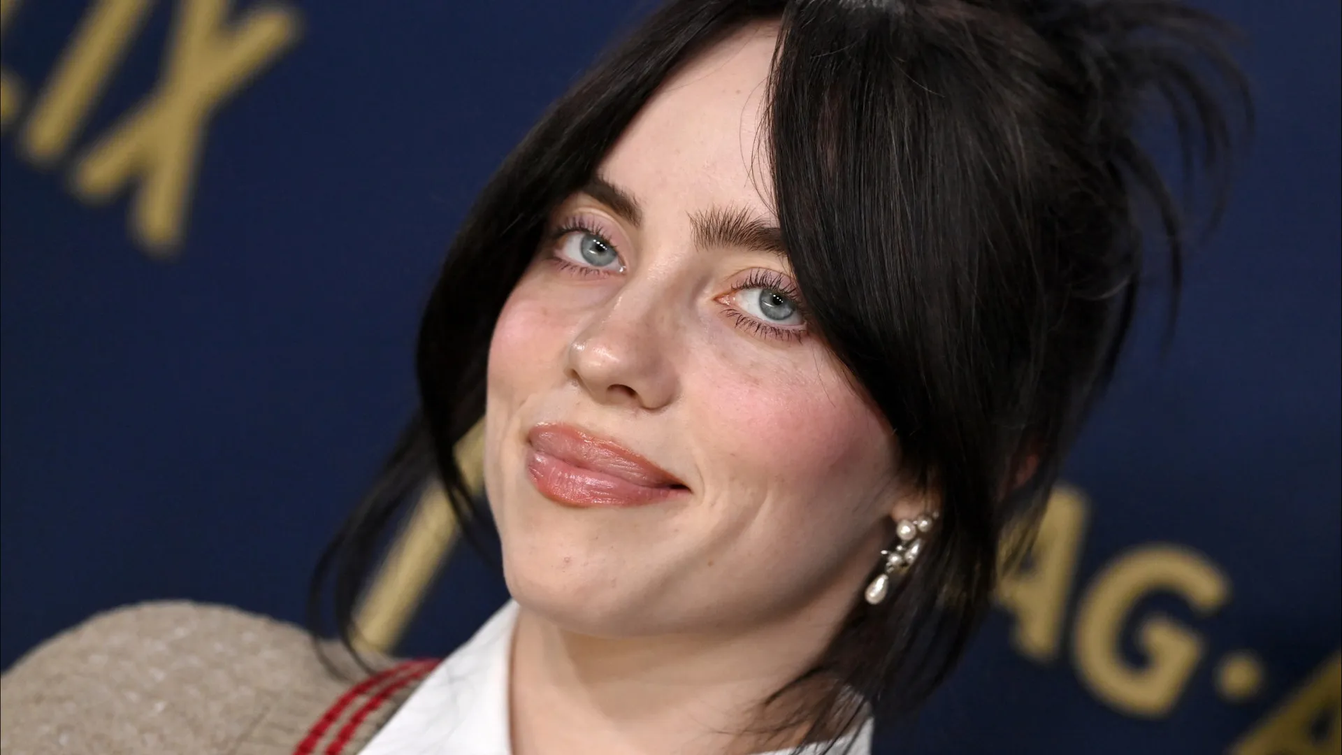 Elon Musk ataca Billie Eilish após cantora fazer críticas sobre o uso da sua fortuna