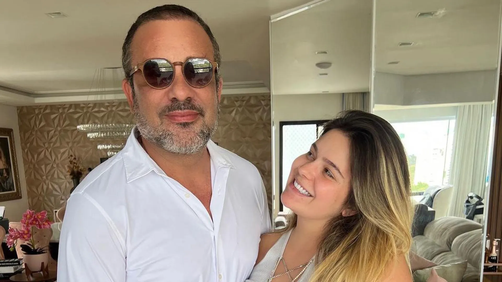 Viih Tube promete ‘follow’ em troca de voto para o pai, mas segue só 17 fãs