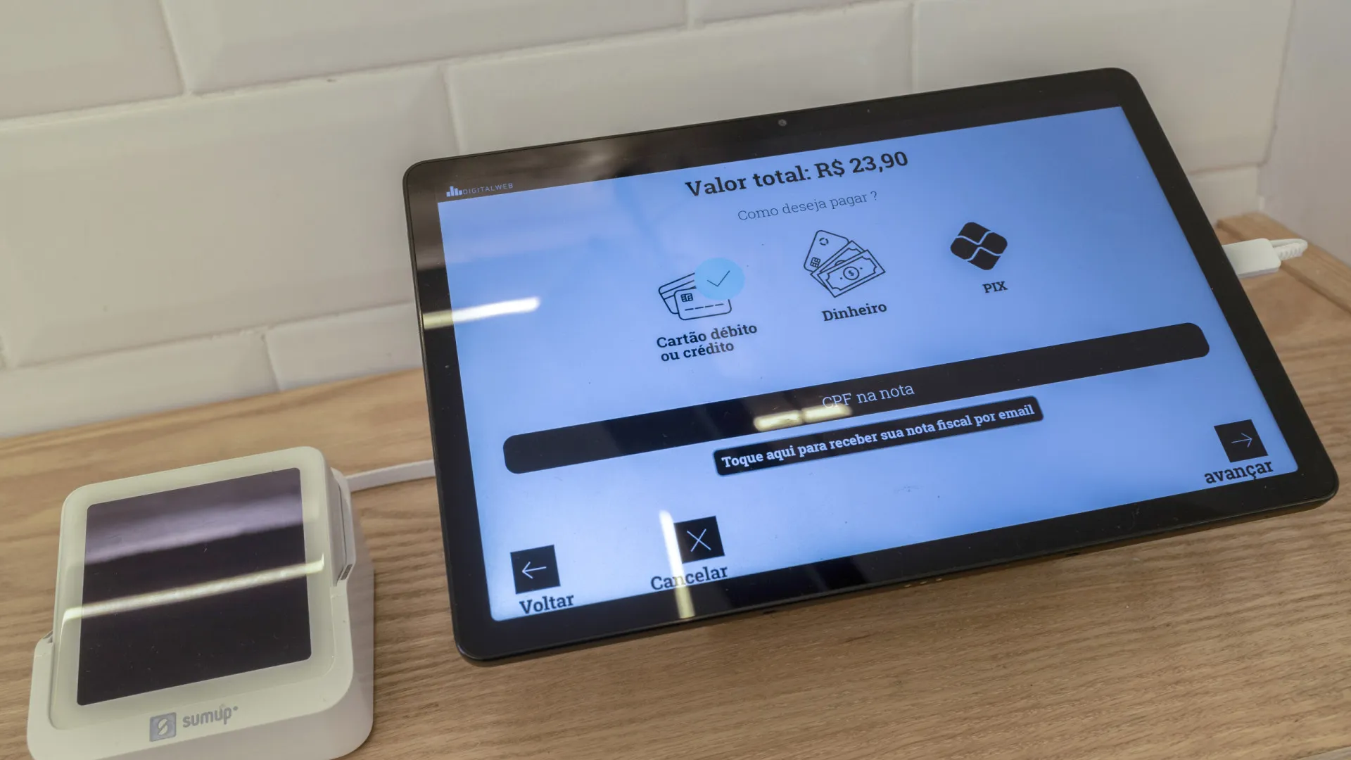 Ministério Público diz que ataque hacker ‘abalou segurança do Pix’ e pede indenização ao Estado