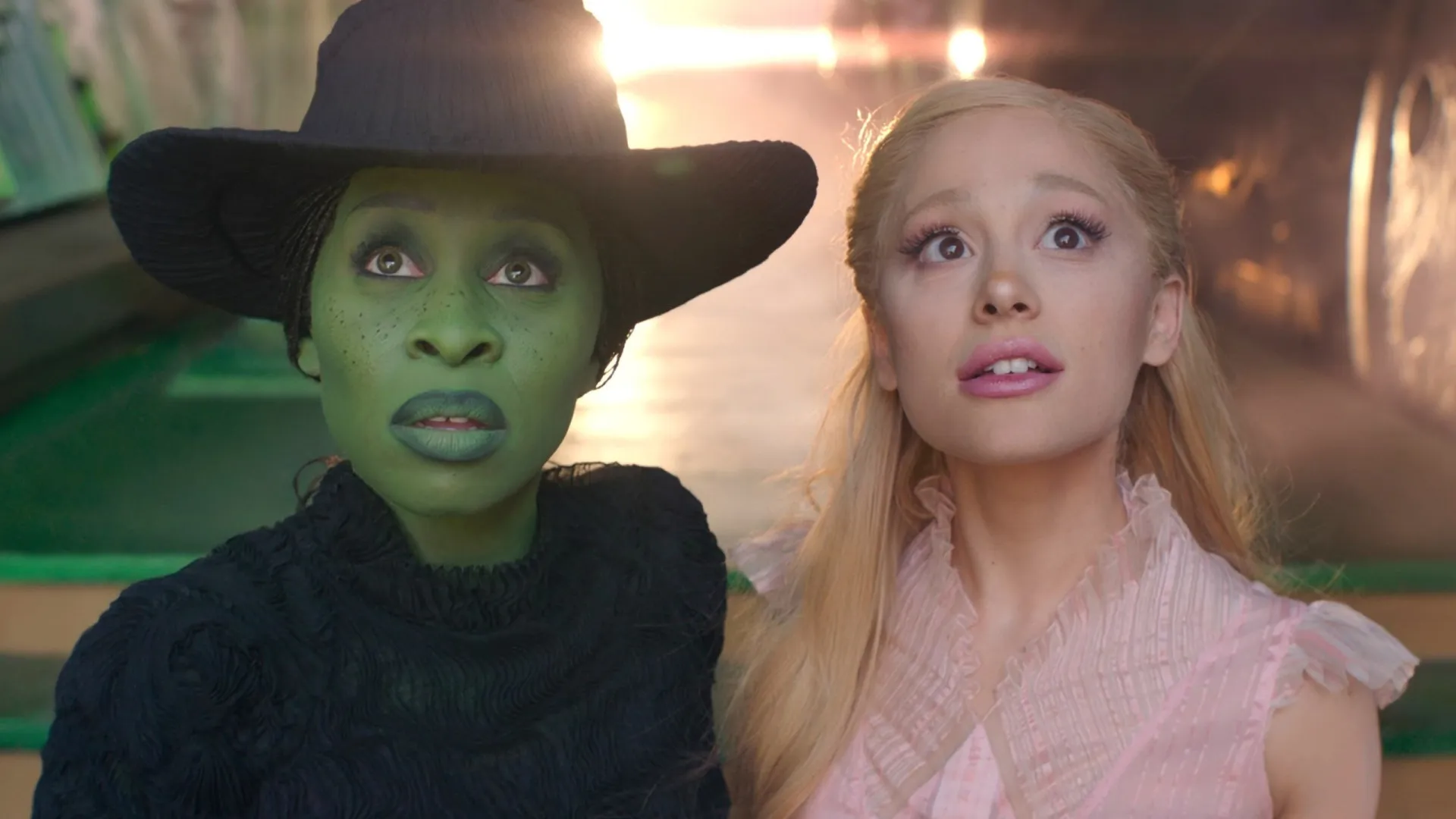‘Wicked’ revê alegoria política de ‘O Mágico de Oz’, mas poderia se resolver num só filme