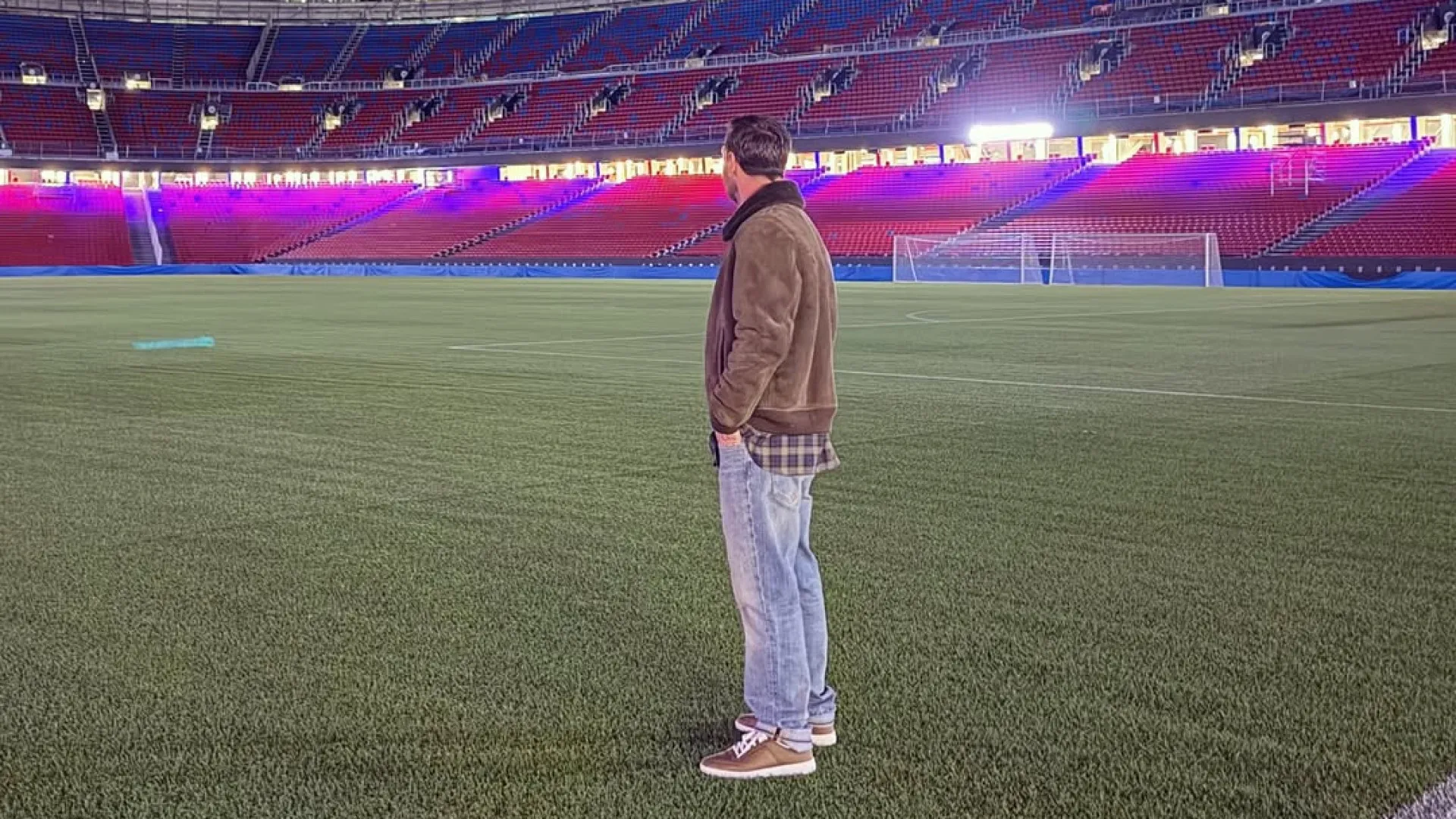 Messi retorna ao Camp Nou e emociona fãs com desabafo sobre o Barça