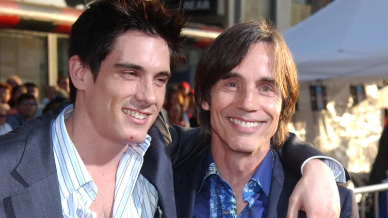 Cantor Jackson Browne lamenta a morte do filho Ethan aos 52 anos