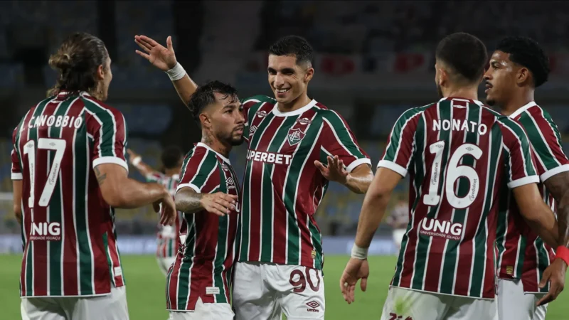 Fluminense goleia, se garante e acaba com sonho do São Paulo de ficar no G7