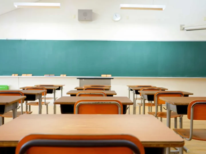 Deputados de SC aprovam fim de cotas raciais em universidades estaduais