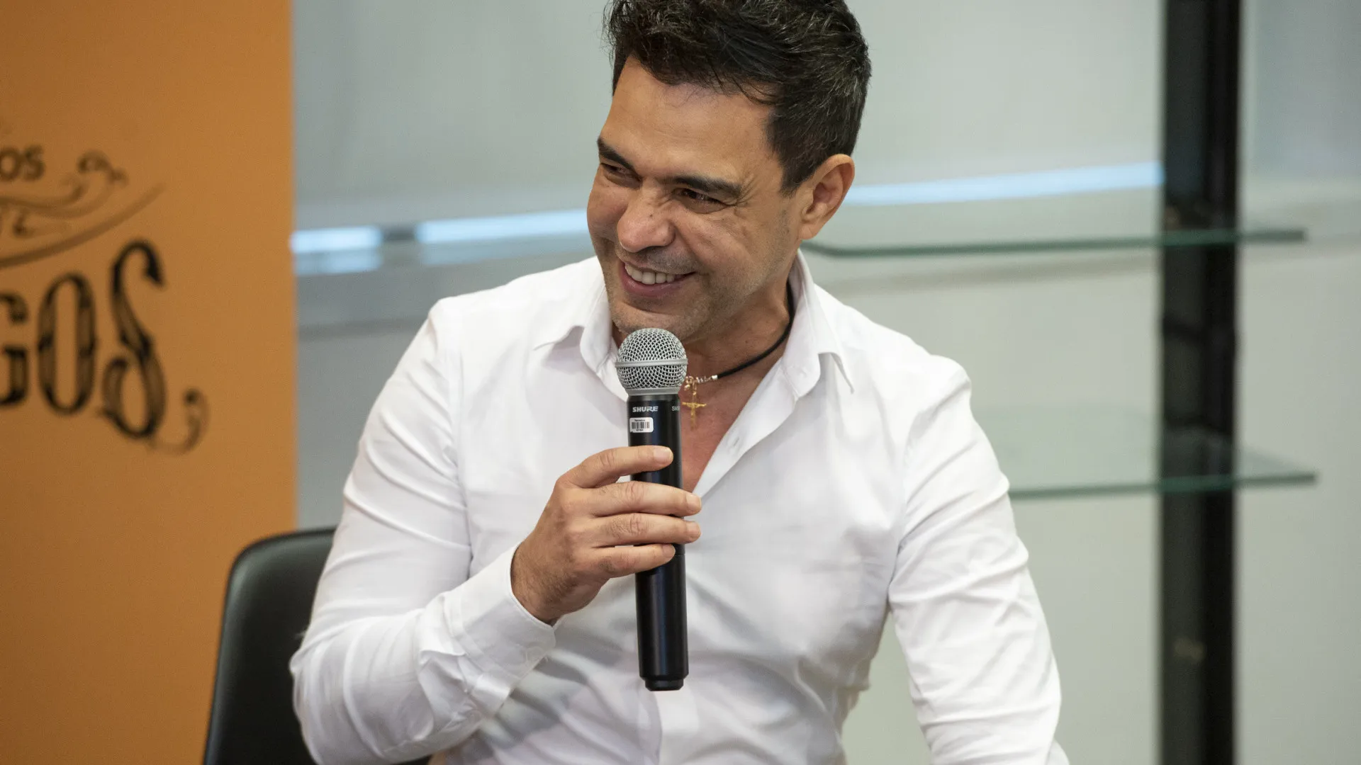 Zezé Di Camargo ganhou mais de um milhão de seguidores após treta com SBT