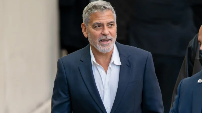 George Clooney ganha cidadania francesa após fala sobre proteger filhos de paparazzi