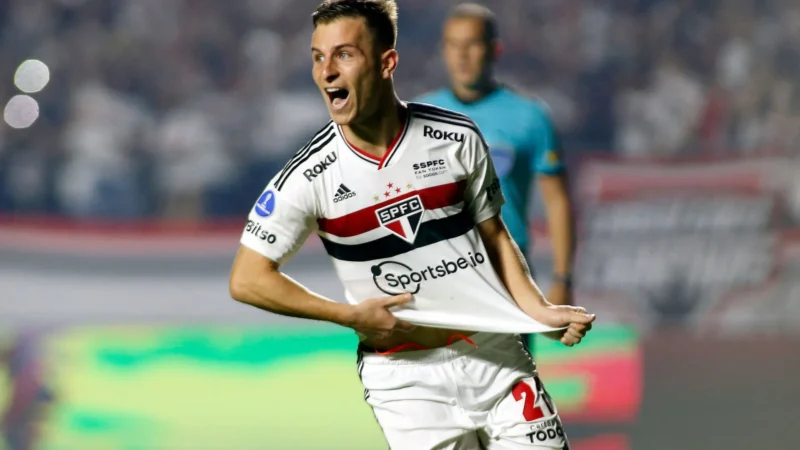 São Paulo avança em negociação por troca entre Galoppo, Enzo Díaz e Tapia