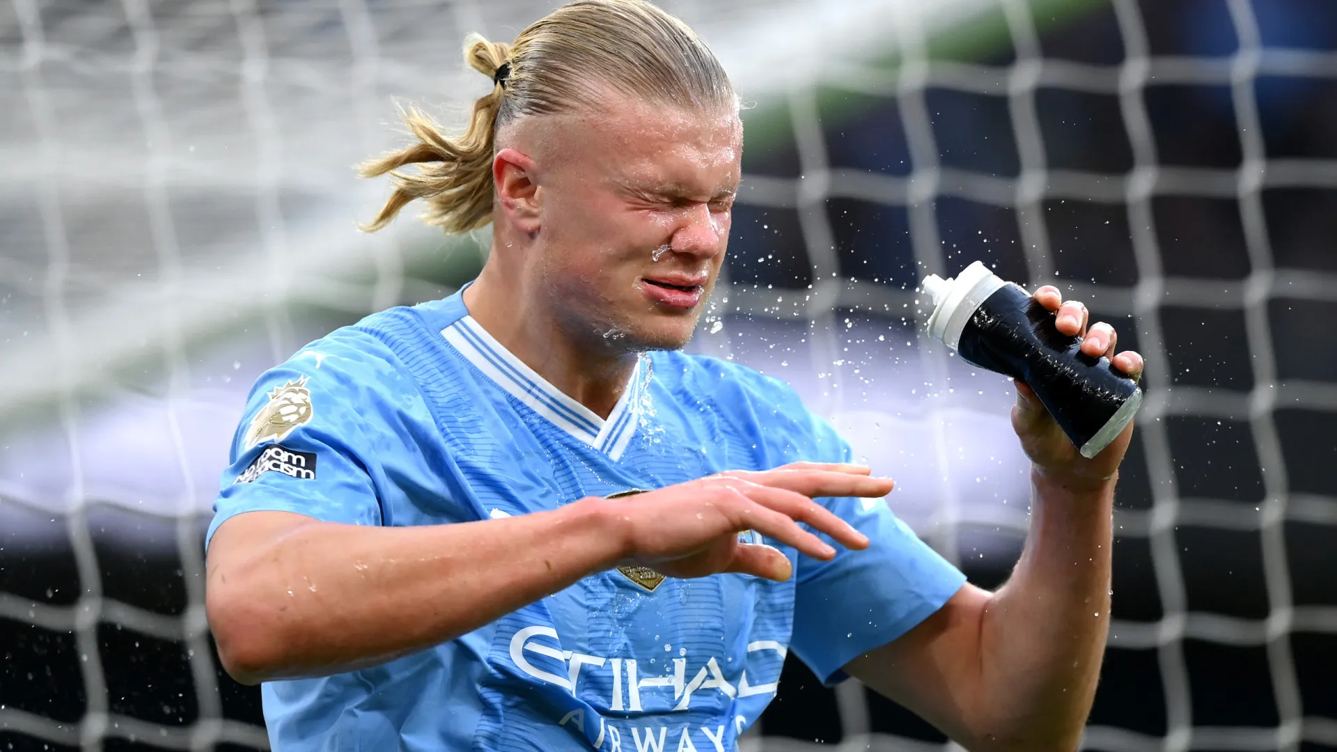 Haaland quebra novo recorde ao chegar a 100 gols na Premier League