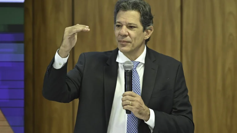 Haddad diz que governo deverá registrar menor inflação da história