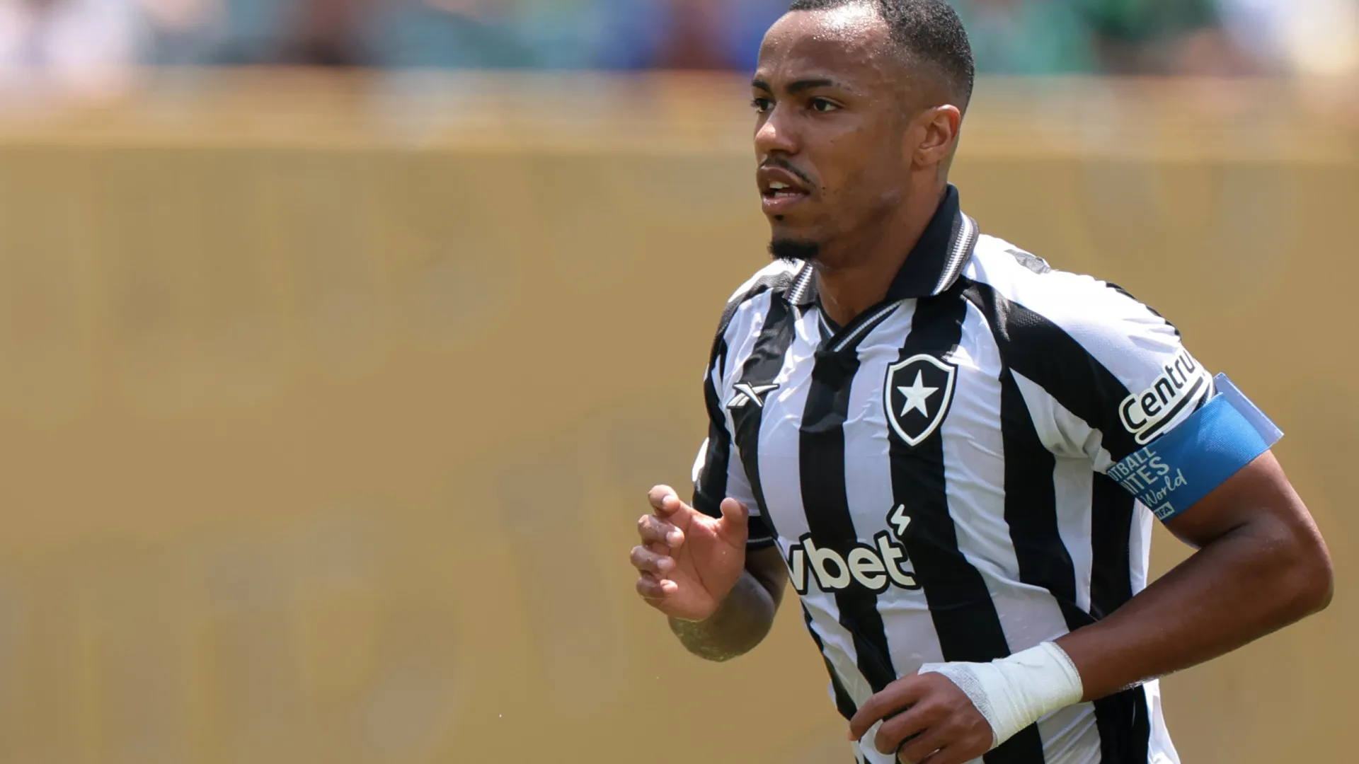 Palmeiras mira campeões para reformar setor que foi problema em 2025