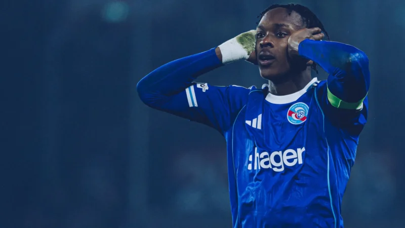 Atacante é suspenso na França após dizer que não sabia onde clube ficava