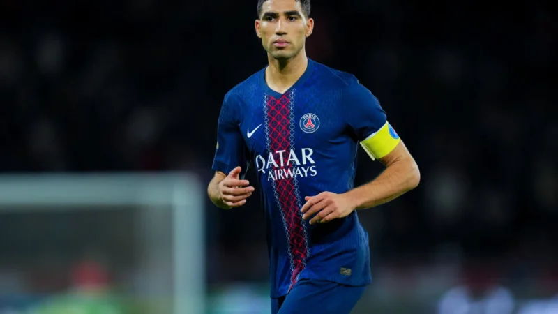 Craque do PSG não embarca e desfalca o time na final contra o Flamengo