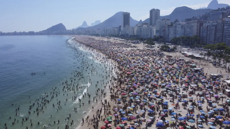 Rio de Janeiro proíbe construções que façam sombra nas praias e calçadões