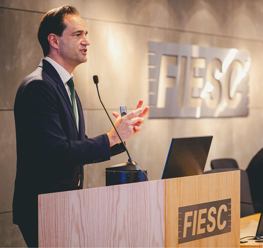 Acordos abrem mercados e competências constroem o desenvolvimento