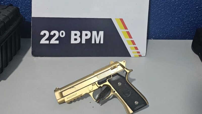 GRAVE!!! Homem é detido após ameaçar ex-companheira e enviar foto com simulacro de arma ao lado de bebê em Peixoto de Azevedo