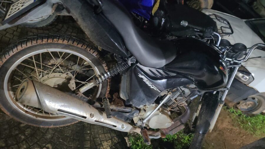 Fuga pela BR-163 termina em lamaçal e menor é detido pela PM no norte de MT