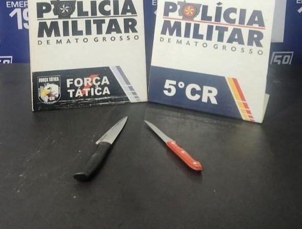 Mulher é presa por tentativa de homicídio após esfaquear vítima em praça de Barra do Garças