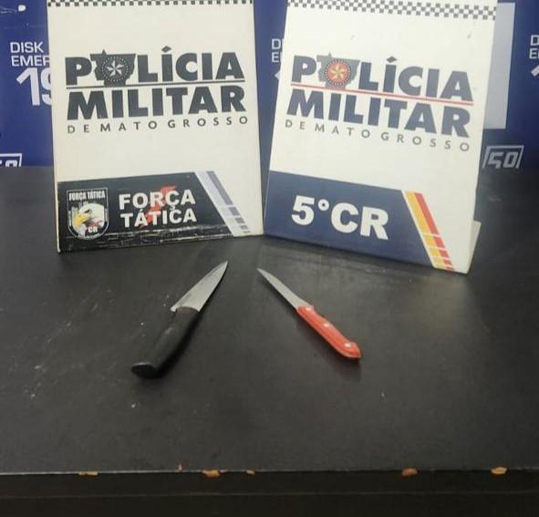 Mulher é presa por tentativa de homicídio após esfaquear vítima em praça de Barra do Garças