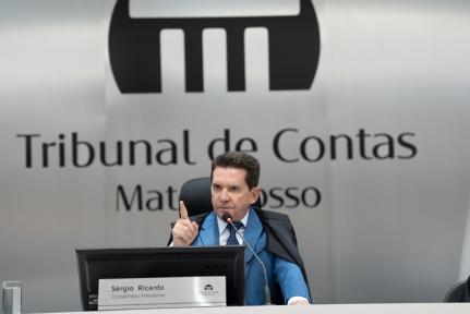 Presidente do TCE cobra melhorias no fornecimento de energia em Mato Grosso