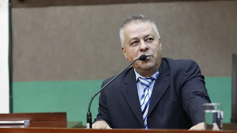 Vereador Chico 2000 é afastado em operação que apura fraude em emendas parlamentares em Cuiabá