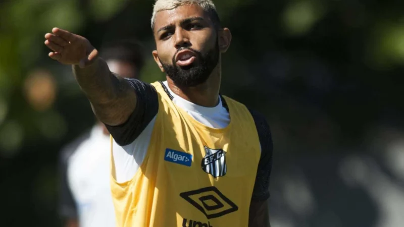 Gabigol participa de 1º treino no Santos e exalta o clube em vídeo: ‘É uma causa’