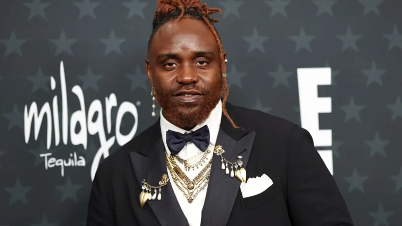 Brian Tyree Henry homenageia Wagner Moura após vitória no Globo de Ouro