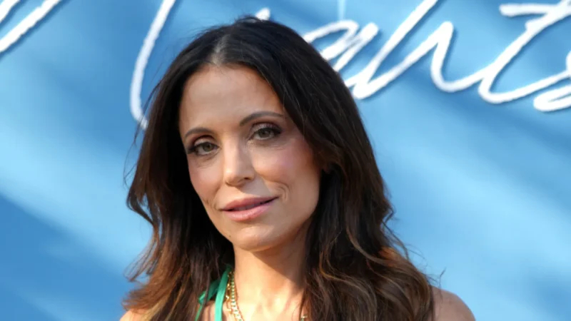 Infecção bacteriana: Estrela de reality show culpa toalhas de hotel