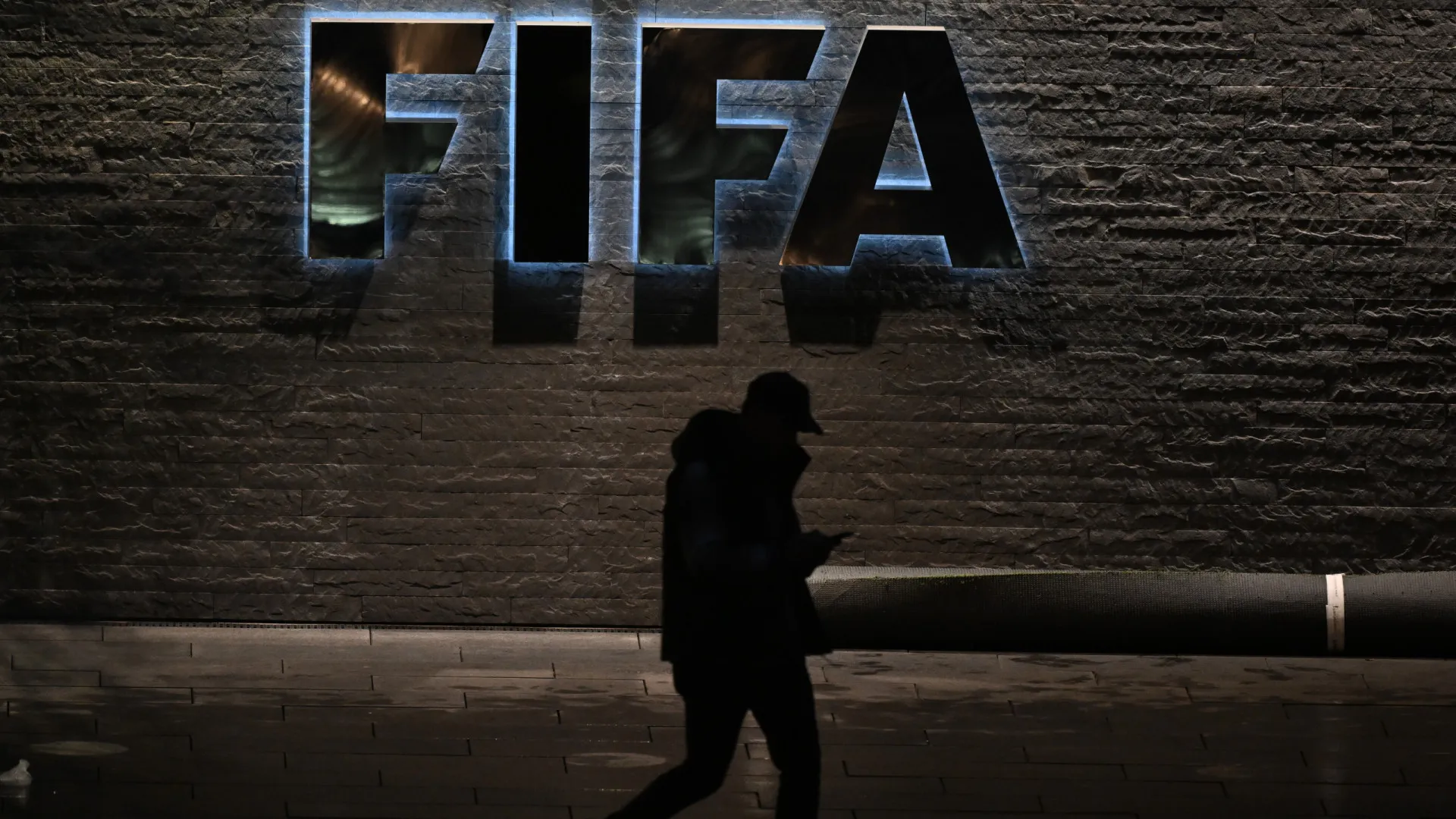 Com Brasil entre as sedes, Fifa anuncia novo torneio de seleções