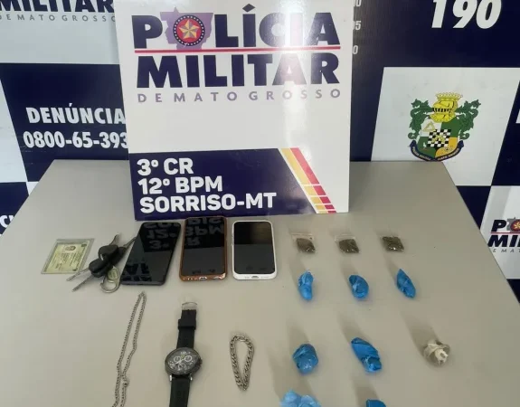 Irmãos são flagrados com drogas após denúncia anônima em Sorriso; menor diz agir a mando do CV