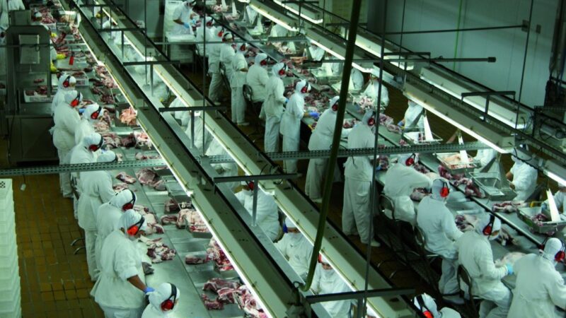 Produção industrial catarinense fecha 2025 com alta de 3,2%