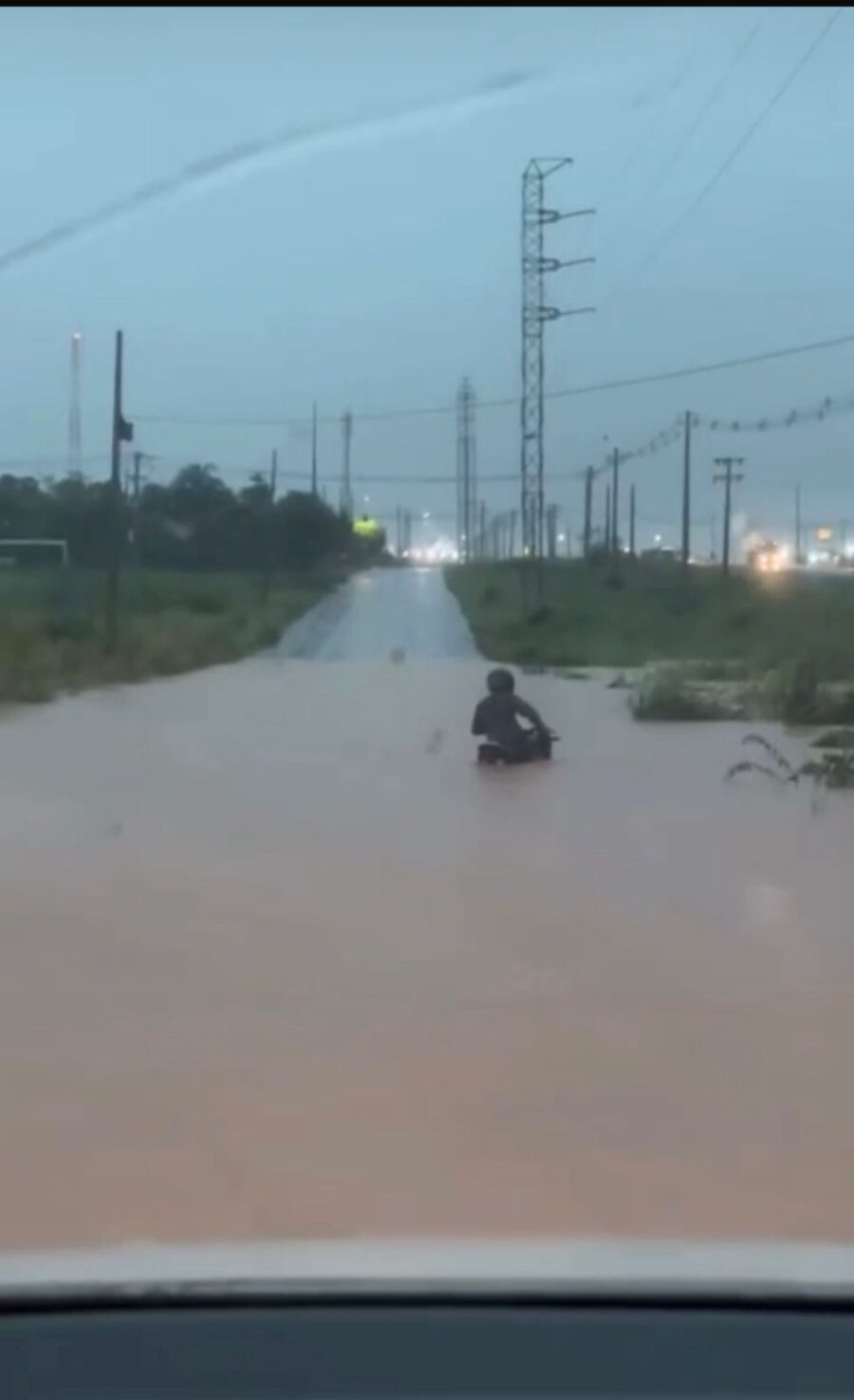 Prefeitura decreta emergência após enchente atingir mais de 20 casas em Matupá