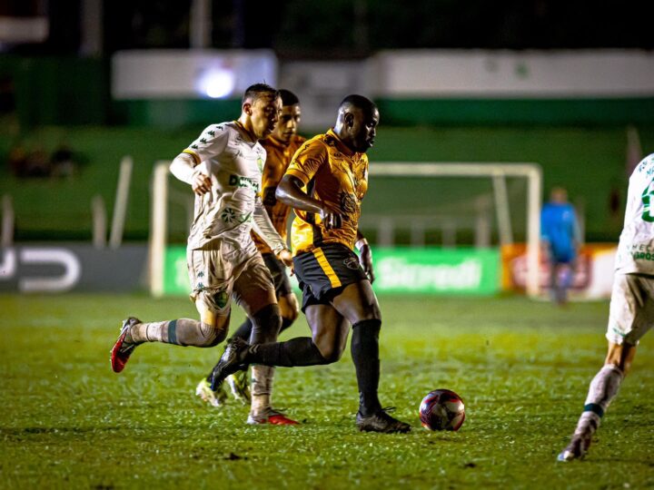Sport Sinop surpreende o Cuiabá e carimba vaga na semifinal do Mato-grossense