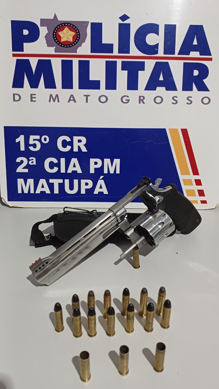 PM apreende revólver e munições durante abordagem em Matupá