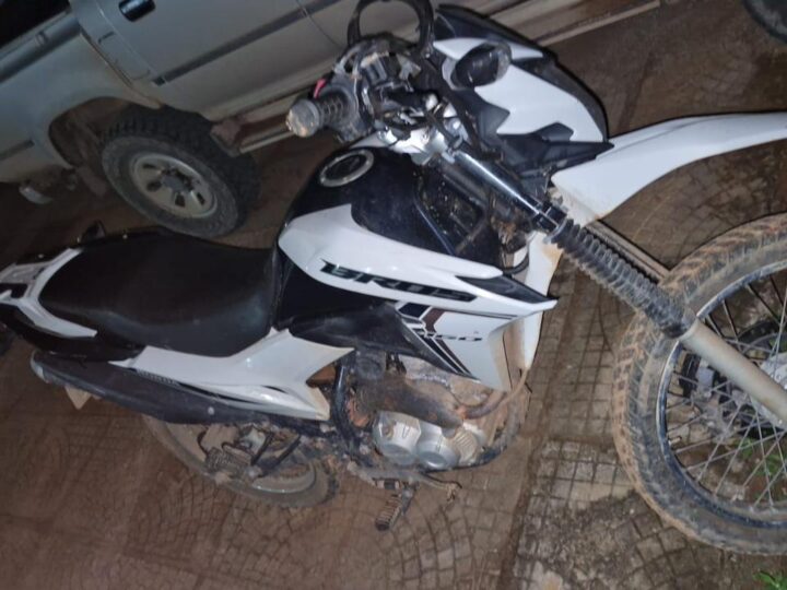 PM recupera motocicleta furtada que seria usada em crime em Matupá