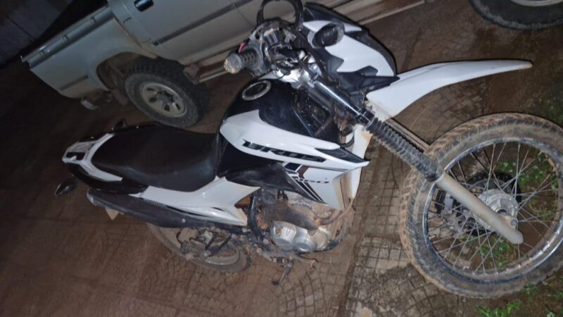PM recupera motocicleta furtada que seria usada em crime em Matupá