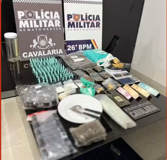 Menina de 9 anos é encontrada sozinha em casa usada para tráfico de drogas em MT