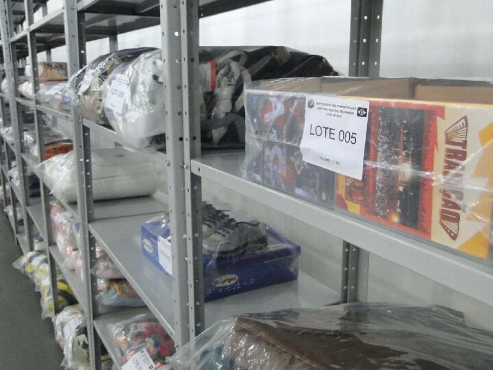 Sefaz-MT abre leilão online com 169 lotes de mercadorias apreendidas, incluindo eletrônicos e motores