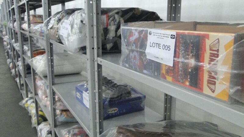 Sefaz-MT abre leilão online com 169 lotes de mercadorias apreendidas, incluindo eletrônicos e motores