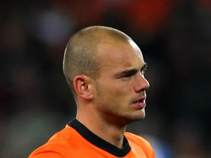 Sneijder recebeu 5 mil ameaças de morte após apoiar Vini contra Prestianni