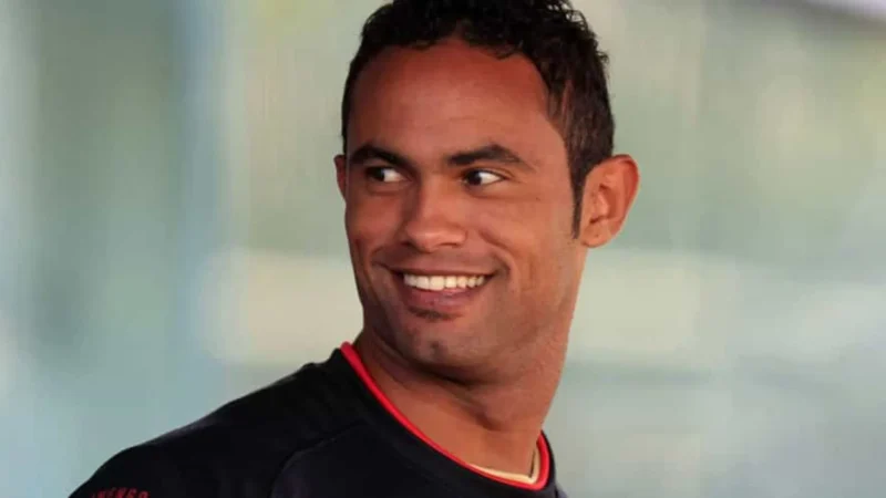 Goleiro Bruno acerta com time do Acre que tem 4 investigados por estupro