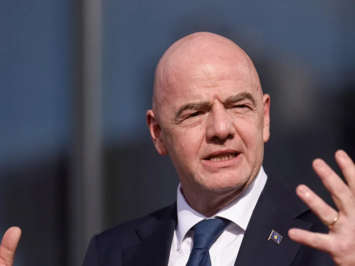 Infantino cobra providências após Vini Jr. denunciar novo caso de racismo em campo