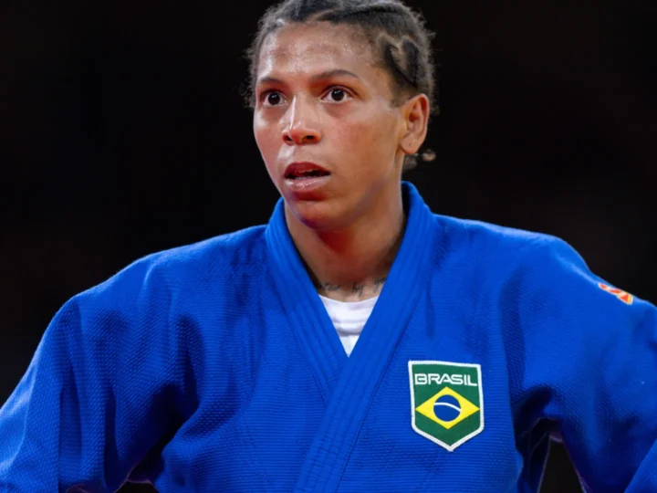 Rafaela Silva evita falar em aposentadoria, mas indica ‘última Olimpíada’