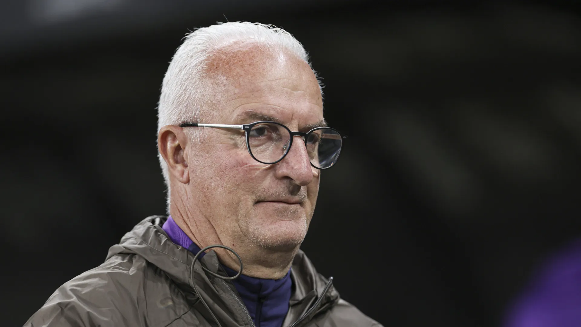 Dorival ativa modo paizão enquanto aguarda reforços no Corinthians